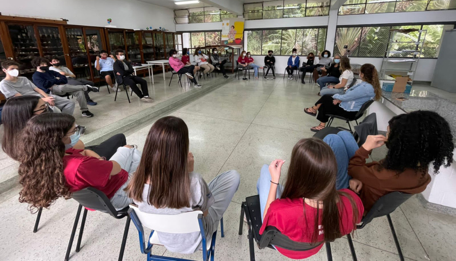 Rodas de Conversa no Ensino Médio